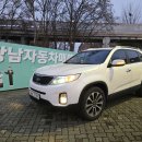 기아🚘뉴쏘렌토R2.0TLX스페셜/13년👨🏿‍🤝‍👨🏻14만km/흰색네후카.스마트키 이미지
