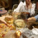 생활맥주 홍제역점 | (피자나라 치킨공주) 후라이드반 양념반의 시대는 갔다