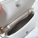 캉골 카포미니크로스백 아이보리 여자미니가방 귀엽고 가벼워요