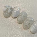 네일은 봄날 이미지