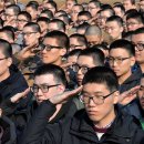한국은 왜 안경 낀 사람이 많을까 ? .jpg 이미지