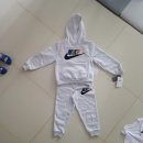 에스브이여행사㈜ | 추워지는 날씨, 우리 아들 새 옷 장만했어요! | 나이키 키즈 후드 트레이닝복 후기