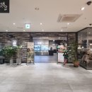 뉴코아아울렛 앞 횡단보도 | 구월동샤브샤브 꽃마름뉴코아아울렛인천점 평일뷔페 후기