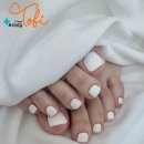 위례네일 깔끔하고 깨끗하게 화이트 페디네일 이미지