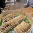 초가집(주) | 춘천 신북읍 수육 맛집 초가뭉텅찌개 방문해 칡냉면 먹고 감탄하며 캠핑 밀키트 찜한 후기