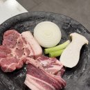 서귀포 흑돼지 돌담 제주산돼지고기전문점