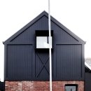 빨간 벽돌집 이미지