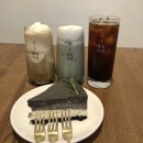 누군가 기다리고 있을 것만 같은 예쁜 꽃길다방 , 서산 카페