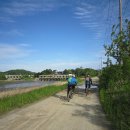 공릉천자전거도로변 이미지