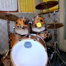 덤 노래연습장 이미지