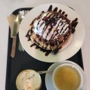 로이로스터스(LOYH ROASTERS) | 용인 보라동 카페 LOYH | 베리베리 와플과 유자차 디저트 후기