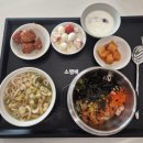 월드타워2 앞 | 롯데월드타워 지하2층 구내식당 점심 후기 🍽️