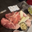 돼지식당 이미지