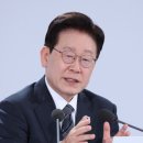 이 대통령 “한반도 전쟁 기도하는 우크라…국가 위신 문제, 묵과 못 해” 이미지