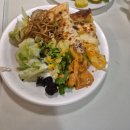 뉴코아아울렛 강남점 1관 앞 횡단보도 | 강남 피자뷔페 피자몰 디너 다녀온 후기