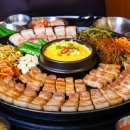 솥뚜껑삼겹살 - 여주시 세종로40번길 16 | 솥뚜껑삼겹살