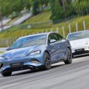 Tesla Korea's 'unverified' FSD under scrutiny 테슬라코리아의 '검증되지 않은' FSD, 당국조사 이미지
