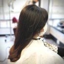 아엠뷰티 | [길음동 미용실 추천] 휑한 가르마가 고민인 30대 긴머리? 모류교정 링거펌으로 정수리 꽉 채우기!