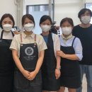 핸드드립 커피와 라떼아트 이미지