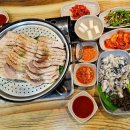 족발맛집 보쌈맛집 제철음식 통영에서 공수한 싱싱한 생굴과 항정살 굴보쌈 [박대박장충동왕족발]