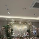 공주꽃향기 | [상암] 월드컵컨벤션 그랜드볼룸 하객 후기, S자 버진로드와 꽃향기 가득했던 하루