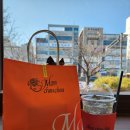 카페 216 st | 군산 카페 센스있는 선물 고급스러운 도지마롤 몽슈슈 군산점