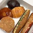 정자아름 공중화장실 | 가능 베이커리 카페 천하제빵 구운 채소 샌드위치 "도넛드로잉x크랙크랙" 방문 후기 | 메뉴 및 주차 정보