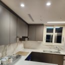 퇴계원27리(쌍용예가@) | 별내자이더스타아파트 부분필름시공 | 메탈 브라운 주방·붙박이장 화이트 리폼 (영림 PS170 시공 후기)