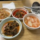 일품당샤브샤브 | 깔끔하고 시원한 국물과 두툼한 돼지고기가 맛있는 김치찌개 전문 광화문집