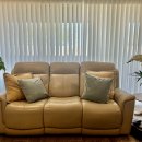 RC Willey 3인용 소파 Recliner 이미지