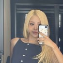 '블랙핑크' 로제, 금발 찰떡이네…무심한 셀카도 화보 내추럴한 메이크업 이미지