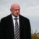 켈리의원 이미지