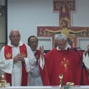 18/11/15 Catholics hold memorial for 'hero' Chinese priest - Cardinal Zen says Father Wei Heping would not commit suicide and calls for him to be made 이미지