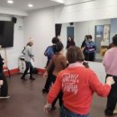 건강체조실버줌바 이미지