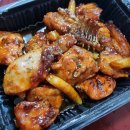 더꾸닭꾸두마리치킨  로고