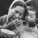 웃어야 웃을 일 이미지