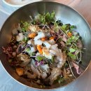 회를품은오리 이미지