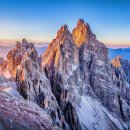 이탈리아 장쾌한 돌로미티 산맥 Cheerful Dolomiti montuosa Italy 이미지