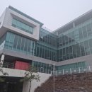 얘들아 도서관에서 놀자 이미지