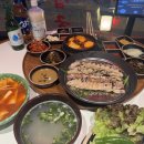 [소개] 울산족발맛집 삼산보쌈집 레트로감성가득한곳 연말모임장소 , 족데기