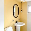 YELLOW HILL | 요즘 누가 타일 덧방해? 친환경페인트로 한 통으로 바꾸는 주방타일·베란다타일·욕실리모델링