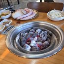 달구네제육쌈밥, 생삼겹 | 쫀득한 지리산토종흙돼지를 숯불에 구워 환상적인 맛!! '달구네제육쌈밥+생삼겹'