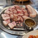 돈사돈성산점 | 제주 흑돼지 맛집 '돈사돈' 성산점 / 여전히 변함없는 맛 / 또 온집