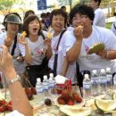 Hong Kong tourists flocking to Penang to ‘pay homage’ to King of Fruits 두리안에 빠져서.. 이미지