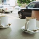 휴대폰 & COFFEE