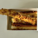 광주 운암동 카페 프레즐하우스 아몬드 크림치즈 프레즐 추천