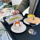 영종축산 | 영종도 비행기 이륙 뷰가 한눈에 보이는 대형 코리안 디저트 카페 [시루케이크 영종]