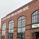 오렌지카서비스 조원점 | [수원맛집]오렌지베이글_수원대형카페, 수원베이커리, 뉴욕 감성, 마스코트 케빈