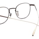 아이유 안경 이미지