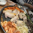 더덕솥뚜껑삼겹살 이미지